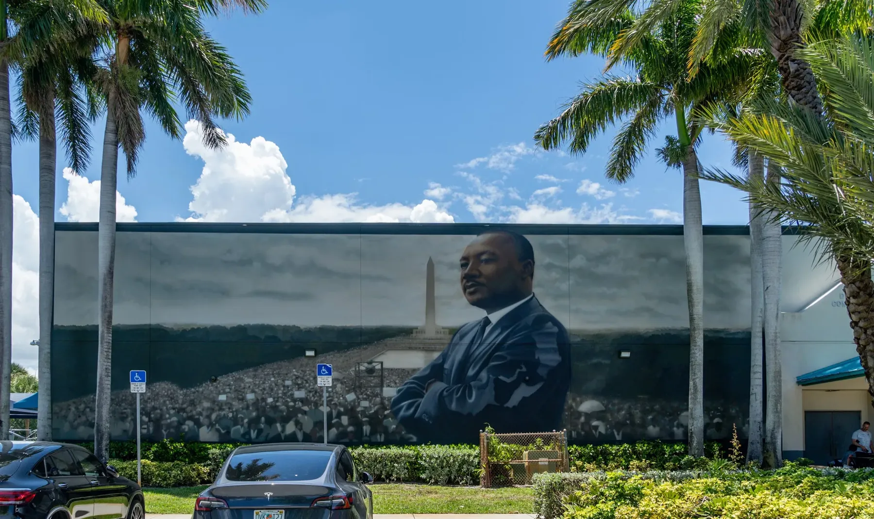 Dream in Action — mural by Carmo (Fabio Onrack) in Hollywood, FL